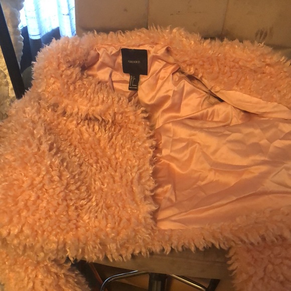NWT Fluffy Pink Forever 21 Jacket 🧥 - Picture 14 of 17